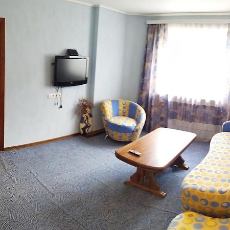 Guest House Shafran Yaremche Bagian luar foto