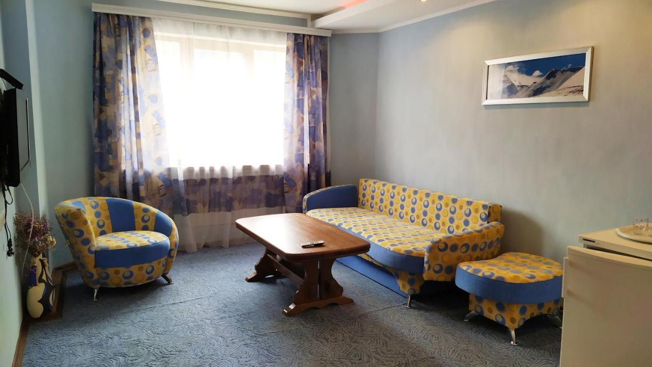 Guest House Shafran Yaremche Bagian luar foto